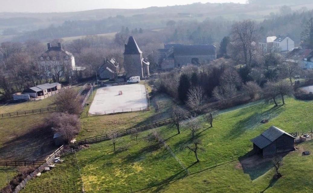 Les Confidences De Messire Sanglier, Stylished Guest Houses Beauraing Εξωτερικό φωτογραφία