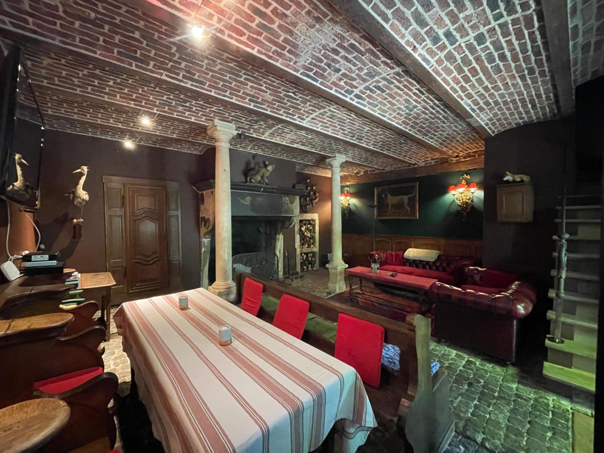 Les Confidences De Messire Sanglier, Stylished Guest Houses Beauraing Εξωτερικό φωτογραφία